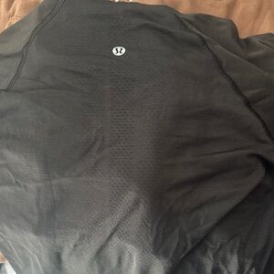 lululemon athletica women black short sleeve
